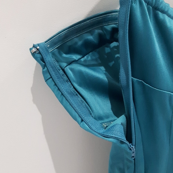 NWT Satin Teal "Mermaid" coloured Sweetheart Dress- Size S -30%Cotton - Picture 6 of 8